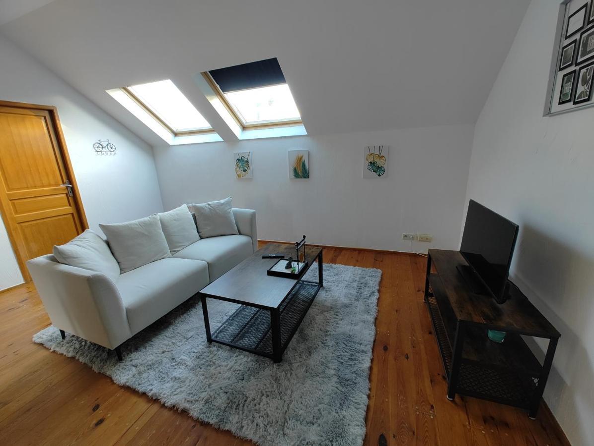 Cosy Appartement 2 Chambres Pont-de-lʼArche Zewnętrze zdjęcie