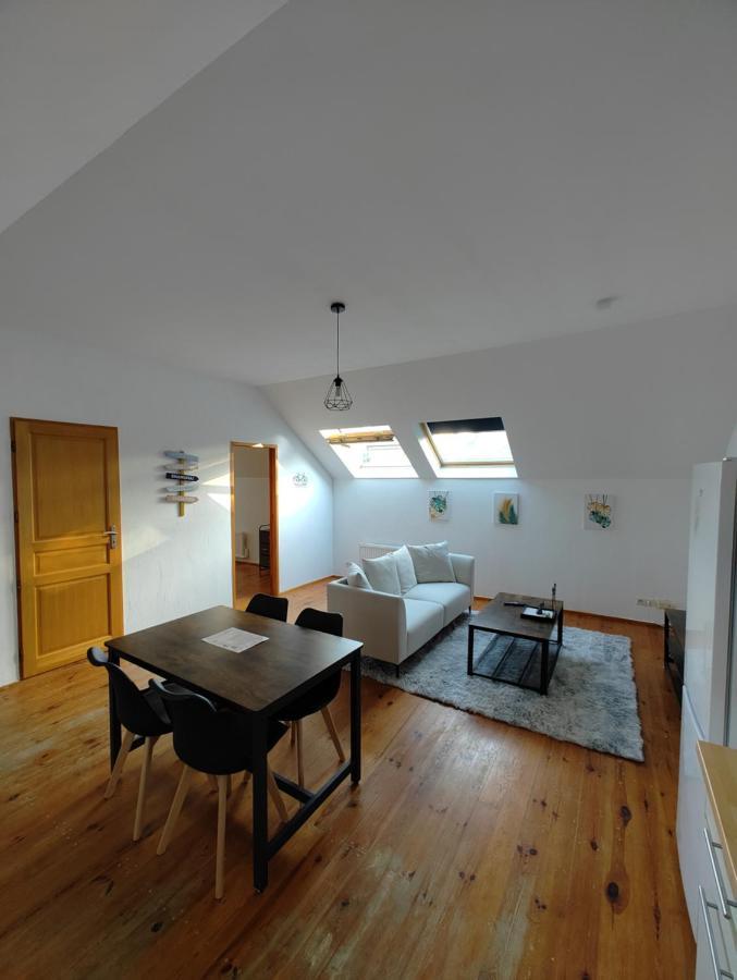 Cosy Appartement 2 Chambres Pont-de-lʼArche Zewnętrze zdjęcie